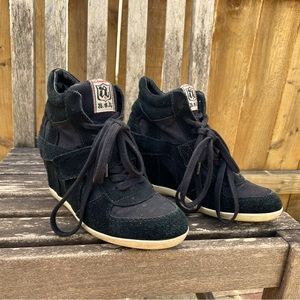 Victoria’s Secret wedge shoes